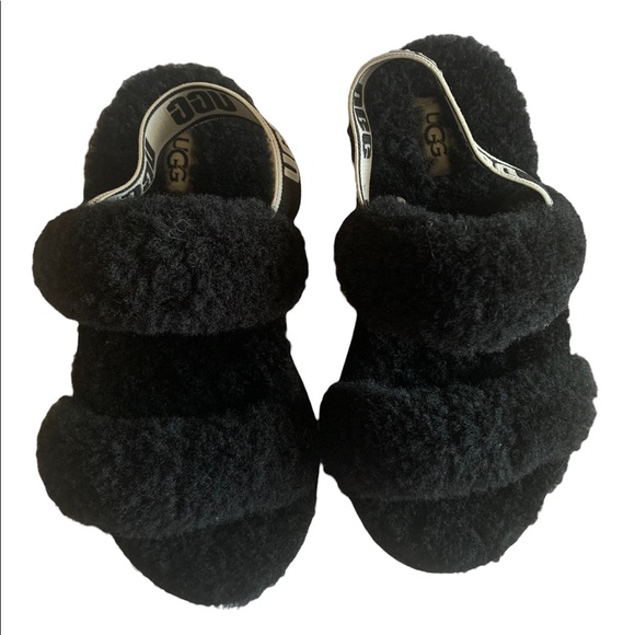 UGG Other - UGG “FLUFF YEAH” SLIPPERS